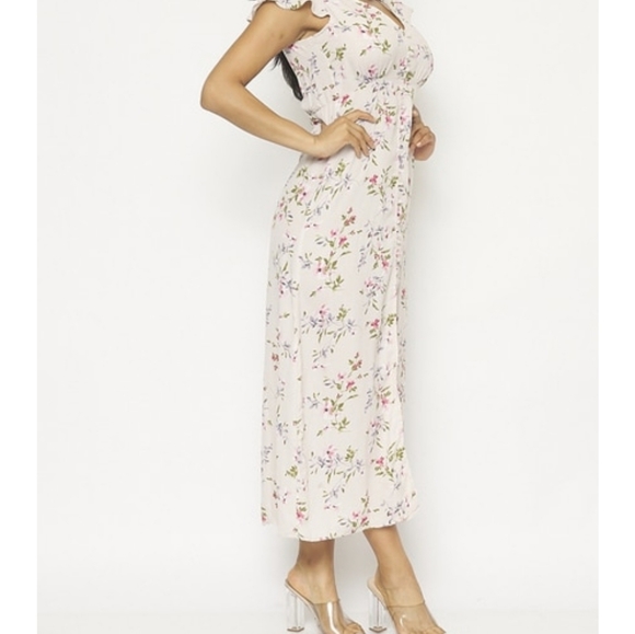 Dresses & Skirts - BLUSH FLORAL MAXI DRESS